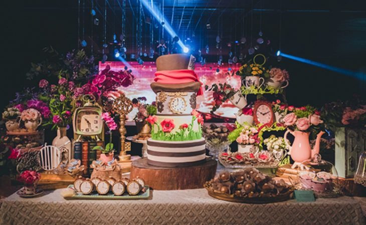 Decoração festa 15 anos Alice no País das Maravilhas