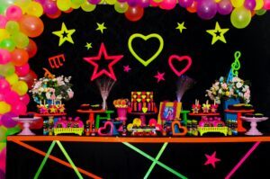 Como Organizar uma Festa Neon